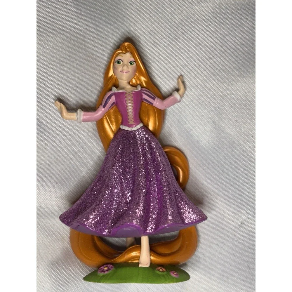 Disney Tangled Glitter Rapunzel 4